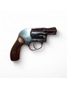 S&W 38 AIRWEIGHT 38 special...