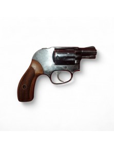 S&W 38 AIRWEIGHT 38 special...